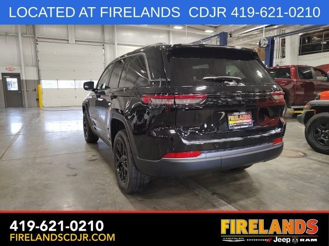 2026 Jeep Grand Cherokee Altitude