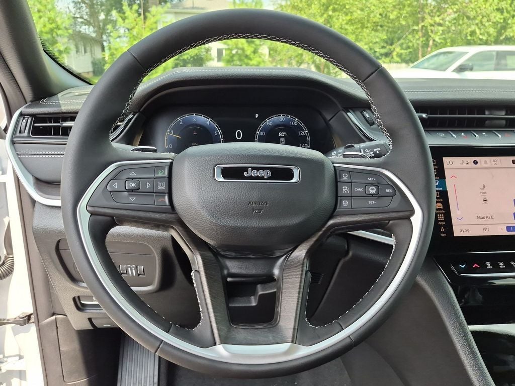 2026 Jeep Grand Cherokee Altitude