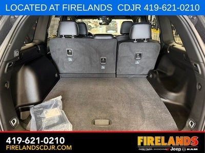 2026 Jeep Grand Cherokee Altitude
