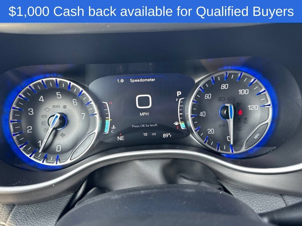 2027 Chrysler Pacifica Select
