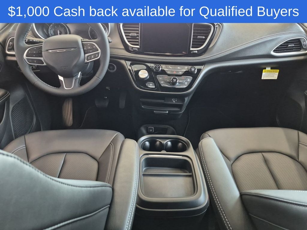 2027 Chrysler Pacifica Select