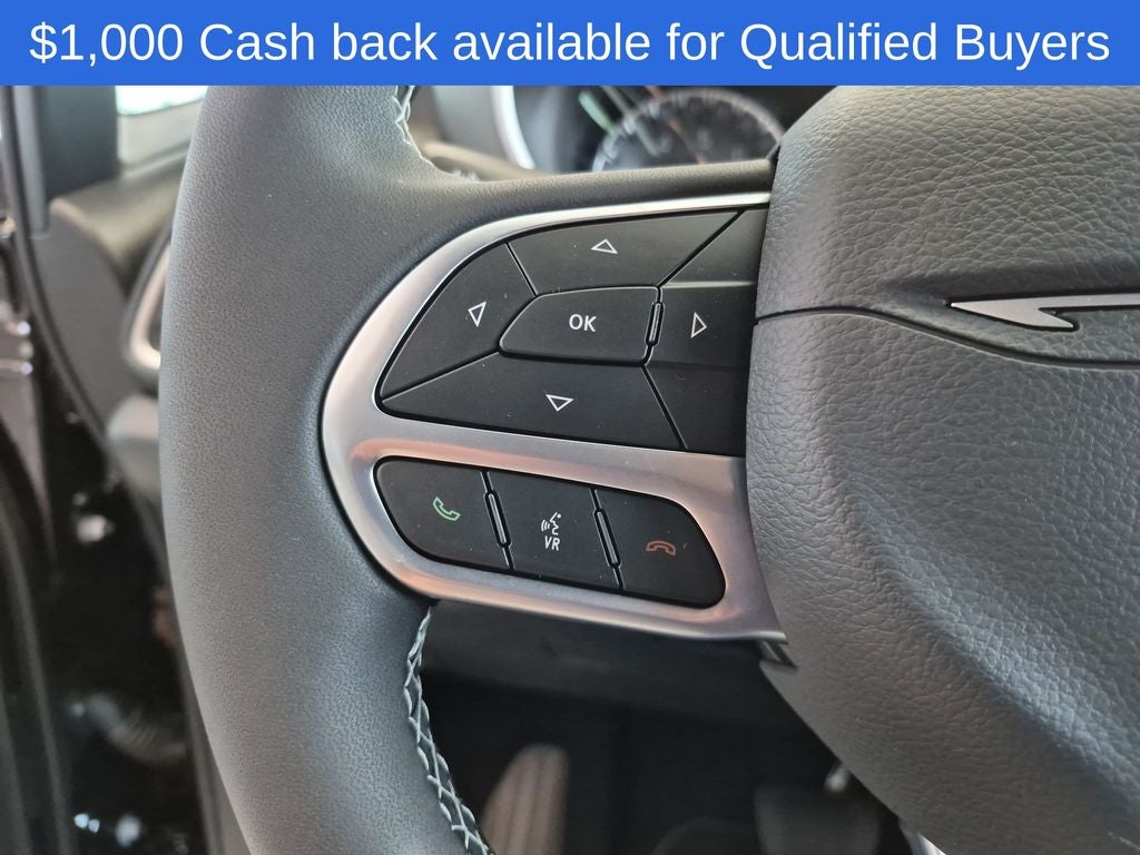2027 Chrysler Pacifica Select