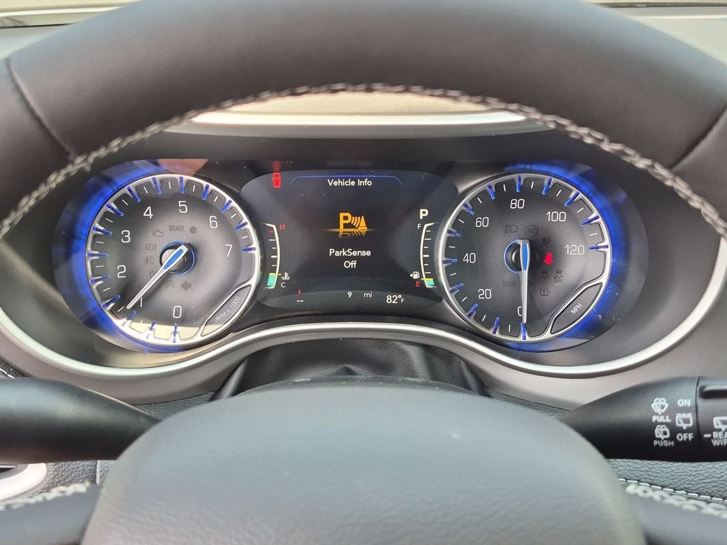 2027 Chrysler Pacifica Limited