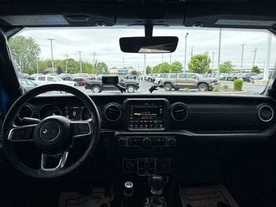 2022 Jeep Gladiator Overland