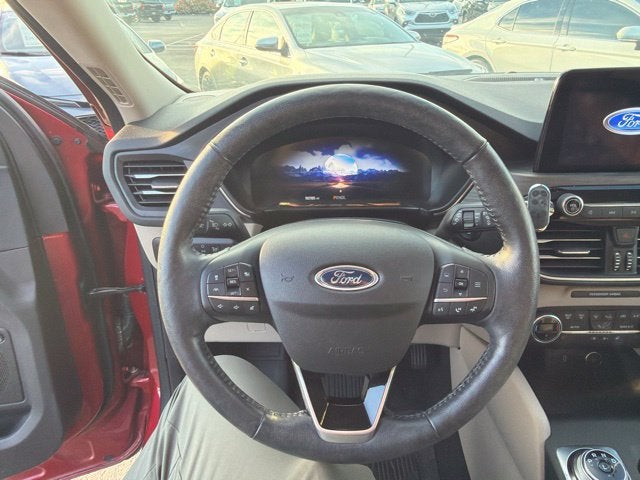 2020 Ford Escape Hybrid Titanium