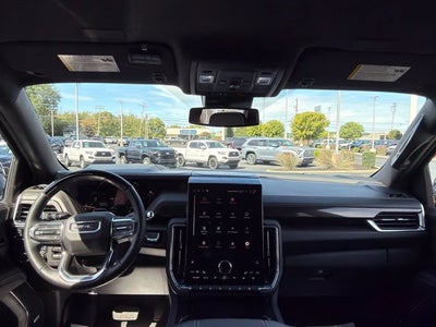 2025 GMC Yukon XL Elevation