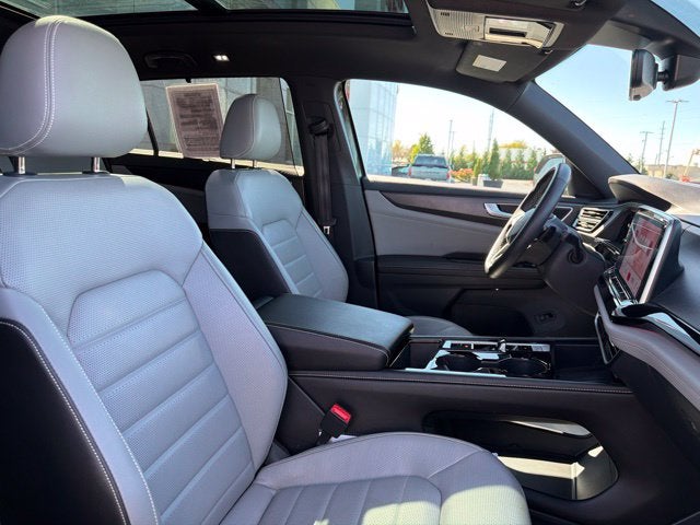 2025 Volkswagen Atlas Cross Sport 2.0T SEL