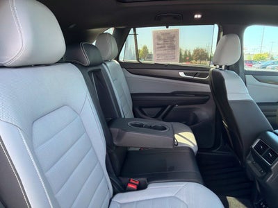 2025 Volkswagen Atlas Cross Sport 2.0T SEL