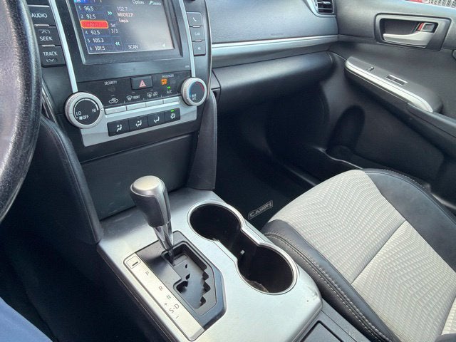 2013 Toyota Camry SE