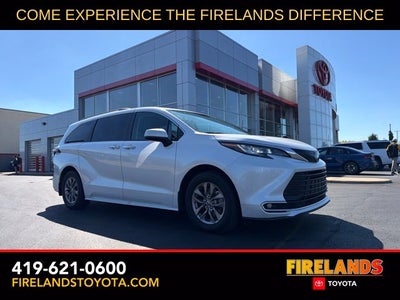 2023 Toyota Sienna XLE 8 Passenger