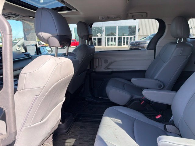 2023 Toyota Sienna XLE 8 Passenger