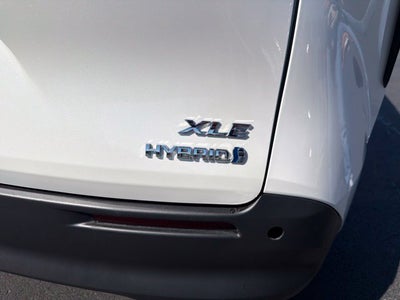 2023 Toyota Sienna XLE 8 Passenger
