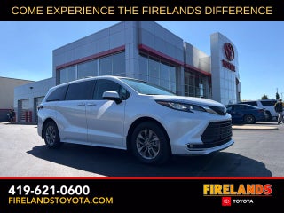 2023 Toyota Sienna XLE 8 Passenger