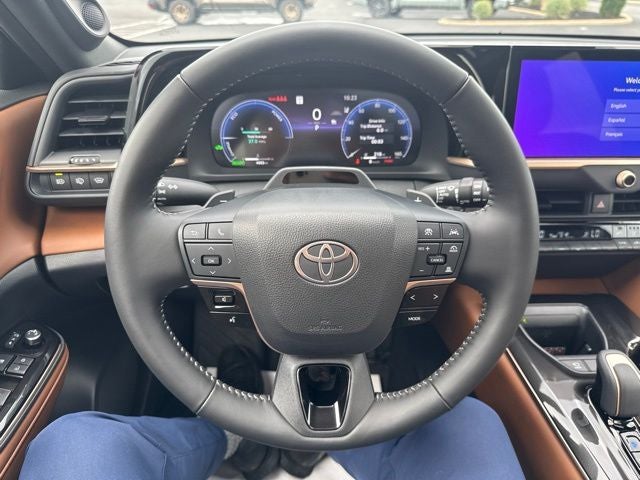 2025 Toyota Crown Signia Limited
