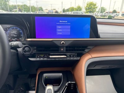 2025 Toyota Crown Signia Limited