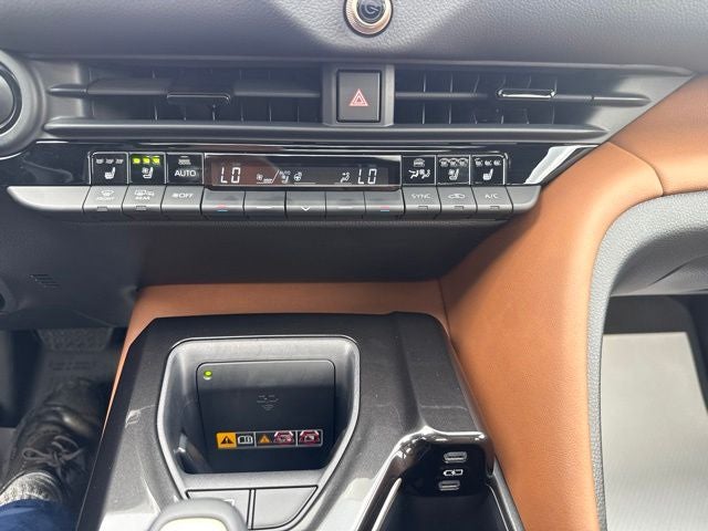 2025 Toyota Crown Signia Limited