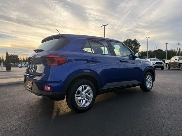 2023 Hyundai Venue SE