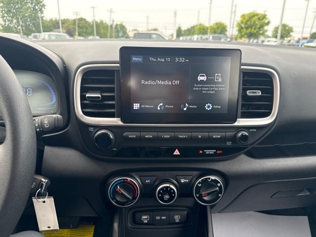 2025 Hyundai Venue SE
