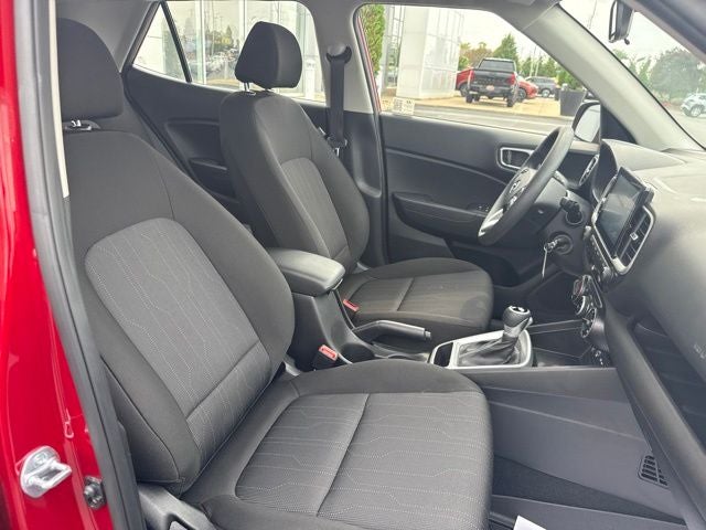 2025 Hyundai Venue SE