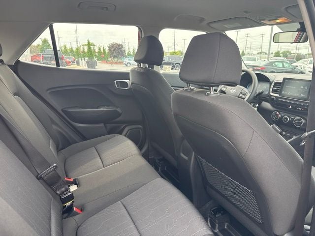 2025 Hyundai Venue SE