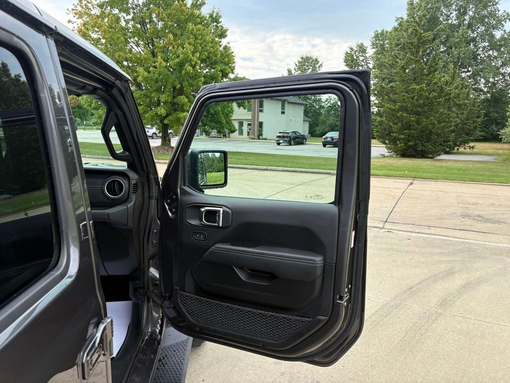 2023 Jeep Wrangler Sahara 4xe
