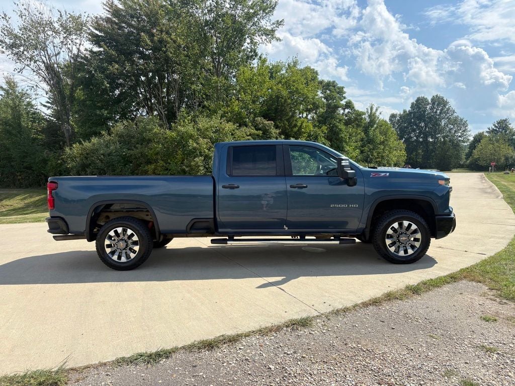 2024 Chevrolet Silverado 2500HD Custom