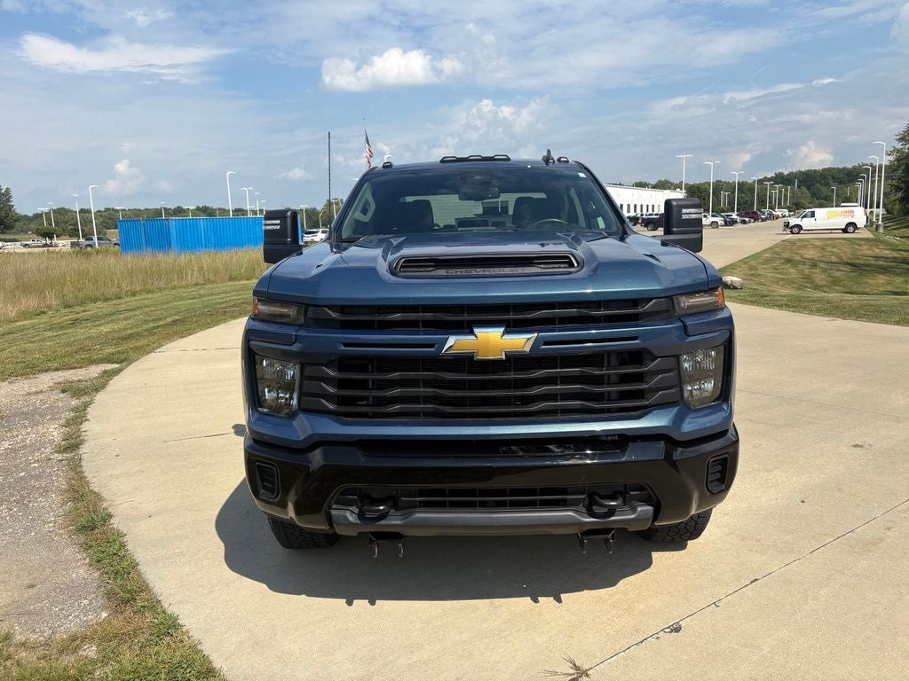 2024 Chevrolet Silverado 2500HD Custom
