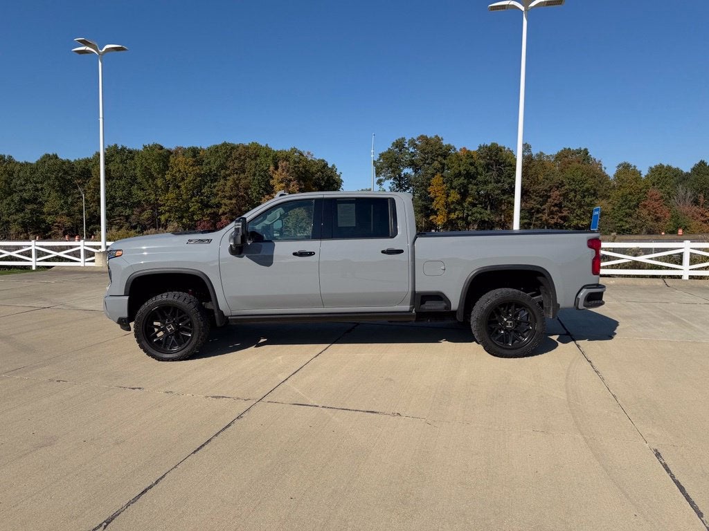 2024 Chevrolet Silverado 3500HD LTZ