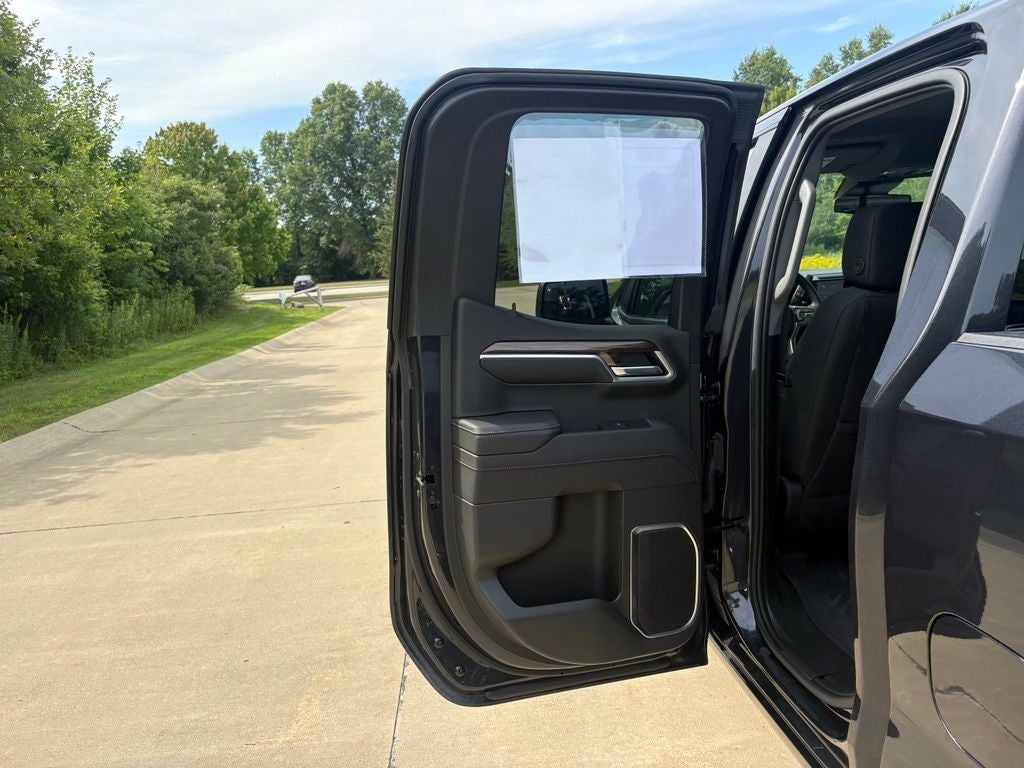 2023 Chevrolet Silverado 1500 LT LT1