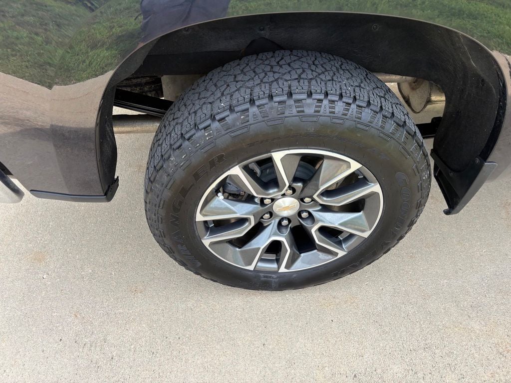 2023 Chevrolet Silverado 1500 LT LT1