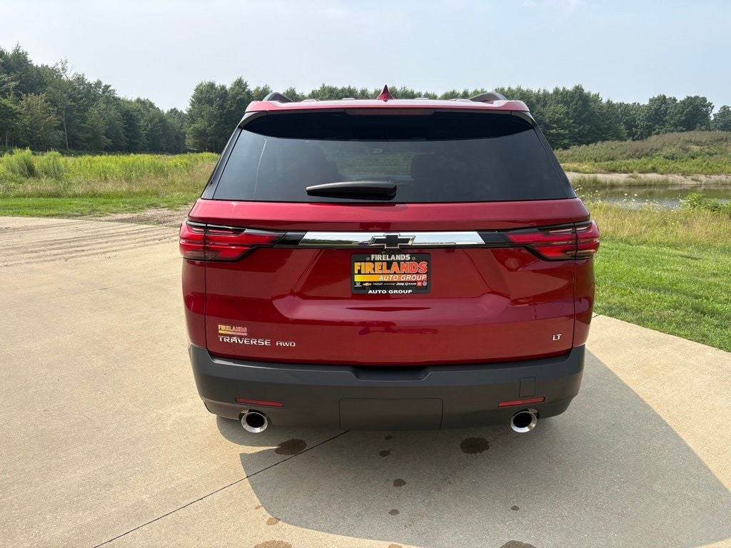 2023 Chevrolet Traverse LT Leather