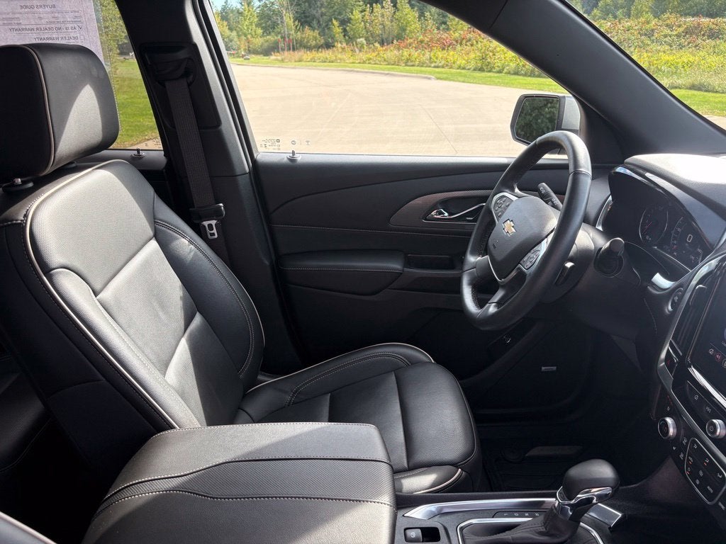 2023 Chevrolet Traverse Premier