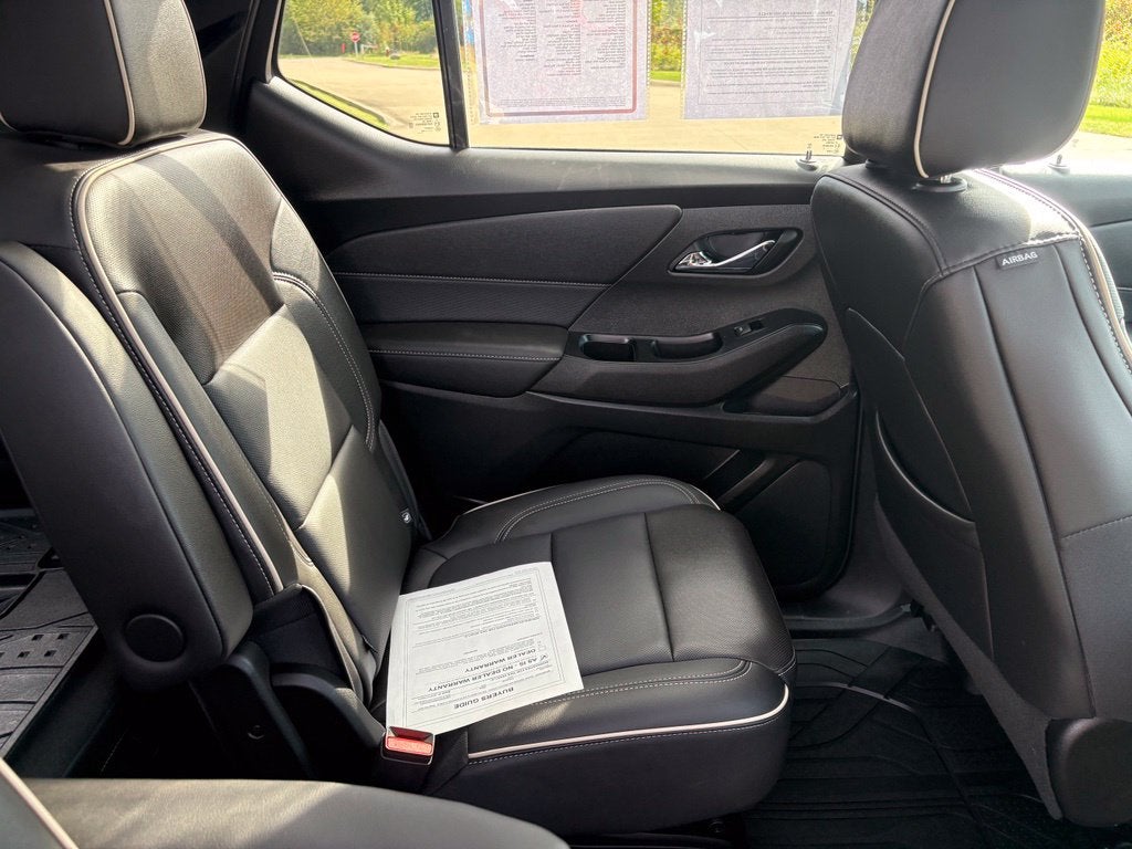 2023 Chevrolet Traverse Premier