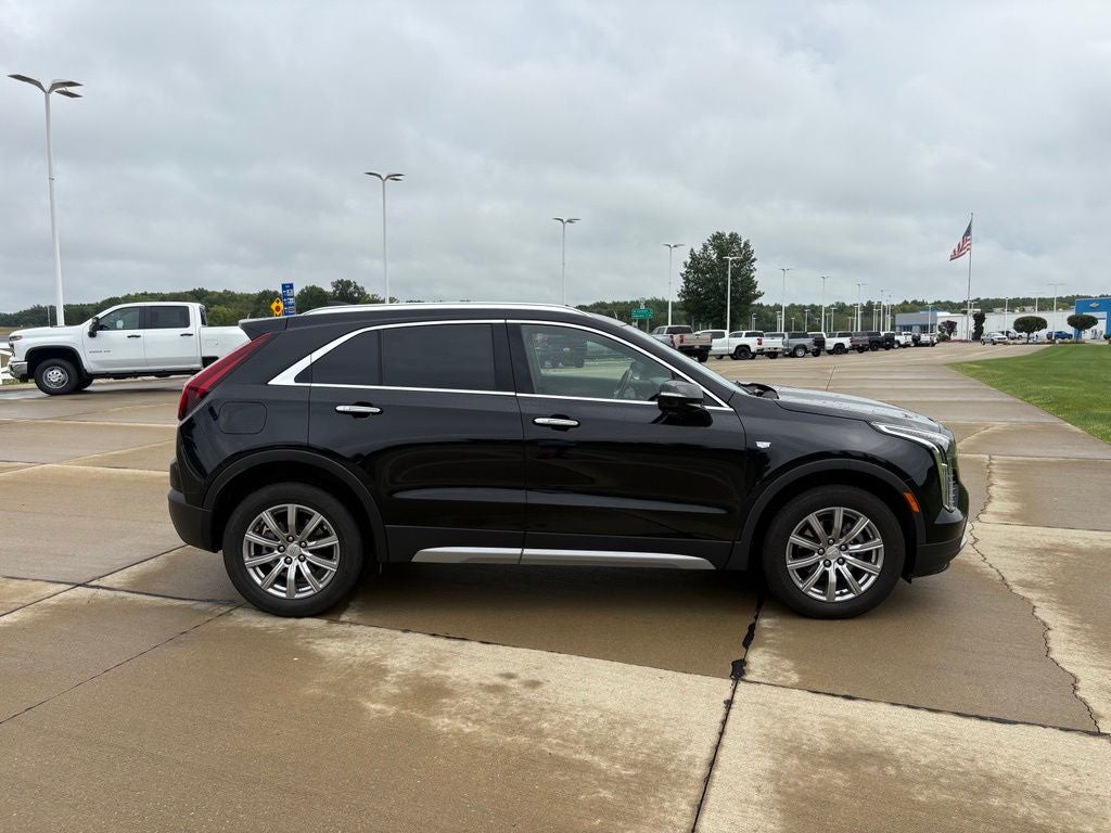 2023 Cadillac XT4 Premium Luxury