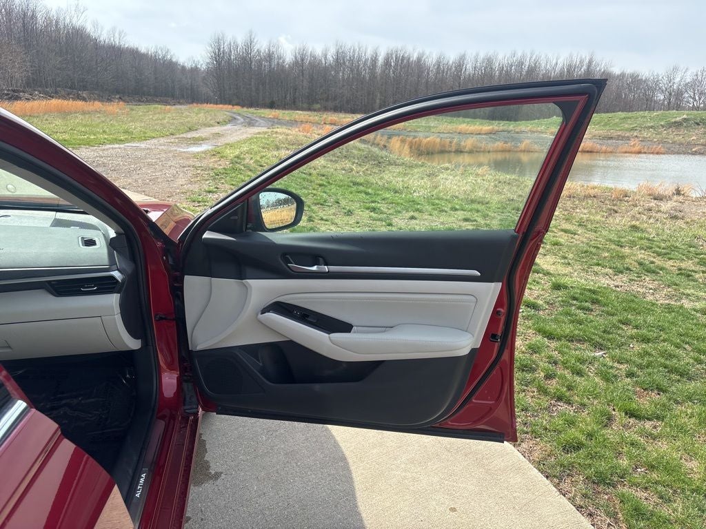 2023 Nissan Altima 2.5 SL