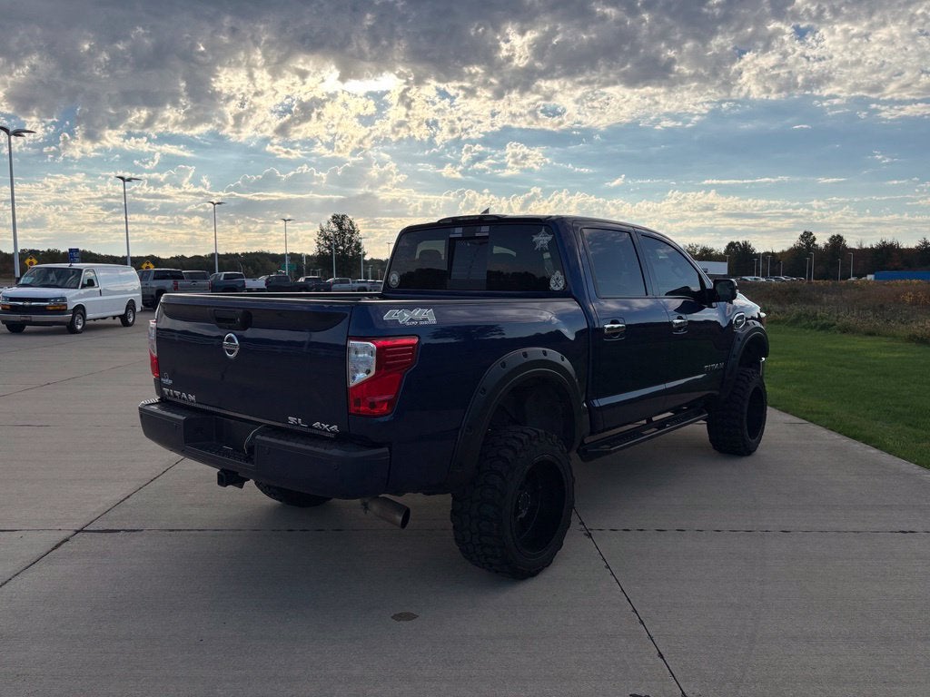 2017 Nissan Titan SL