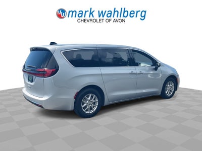 2023 Chrysler Pacifica Touring