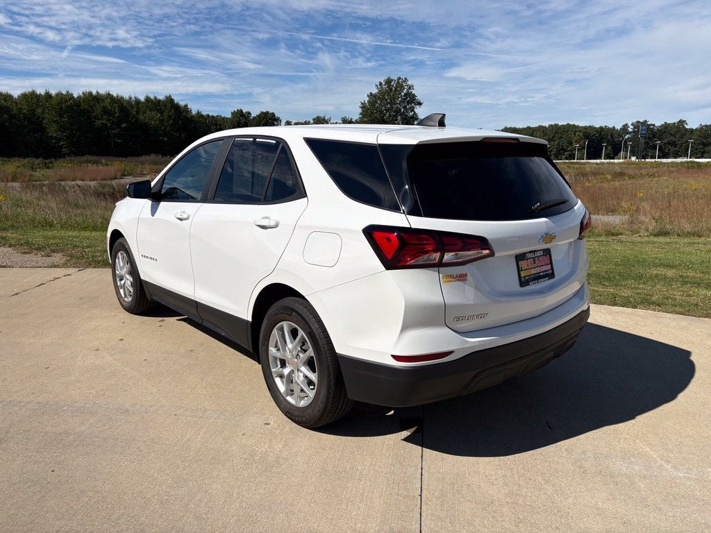 2024 Chevrolet Equinox LS