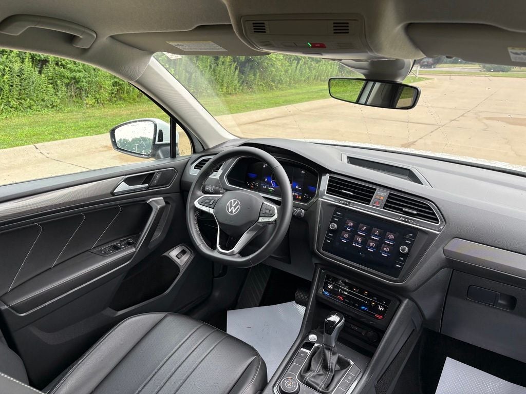 2024 Volkswagen Tiguan 2.0T SE