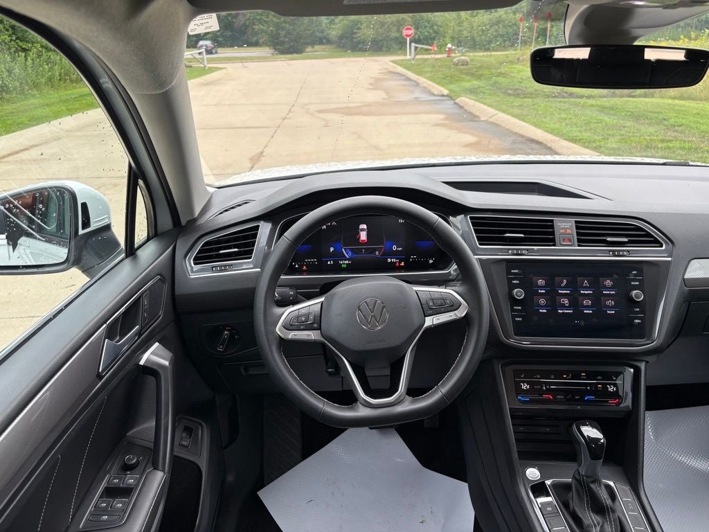 2024 Volkswagen Tiguan 2.0T SE