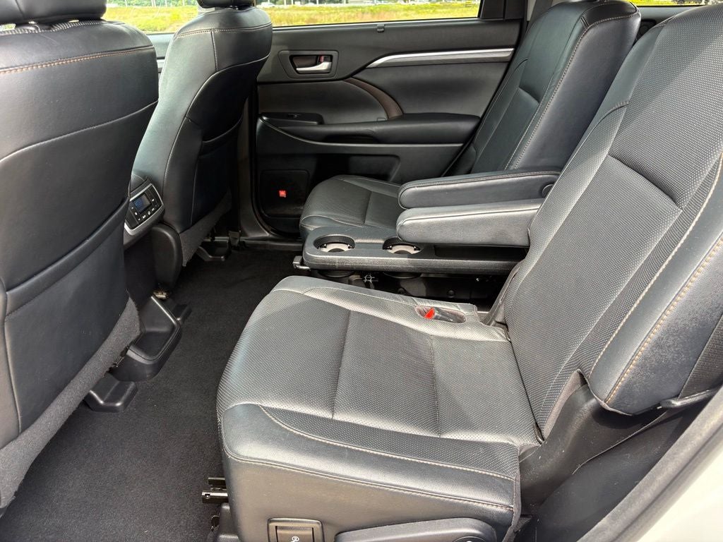 2017 Toyota Highlander Limited