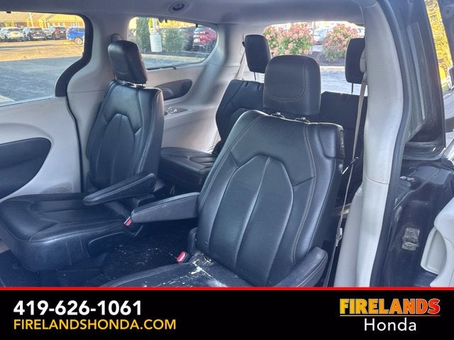2017 Chrysler Pacifica Touring L Plus