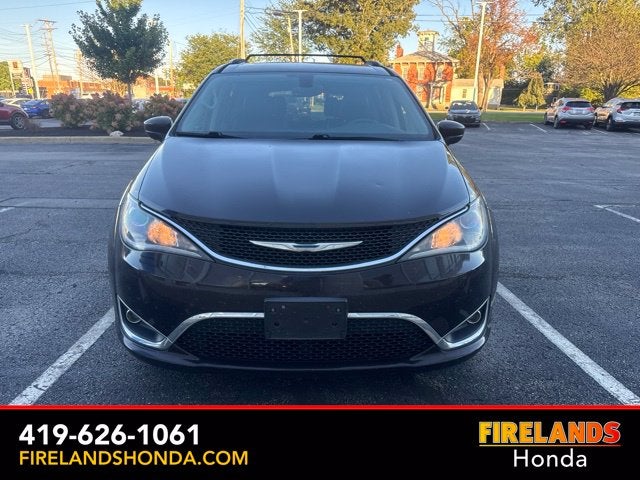 2017 Chrysler Pacifica Touring L Plus