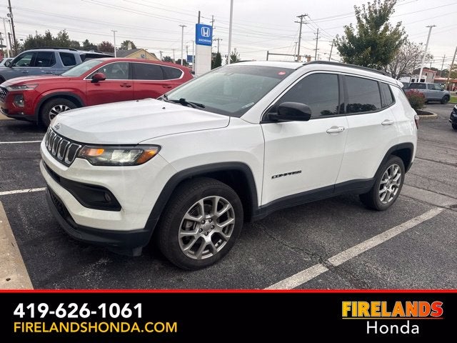 2022 Jeep Compass Latitude Lux