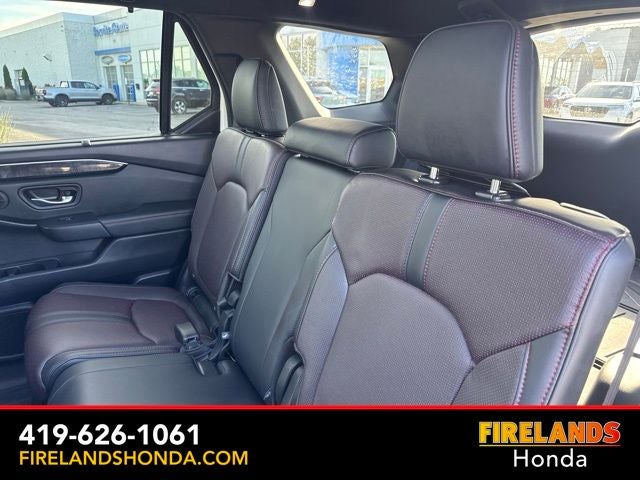 2025 Honda Pilot Black Edition