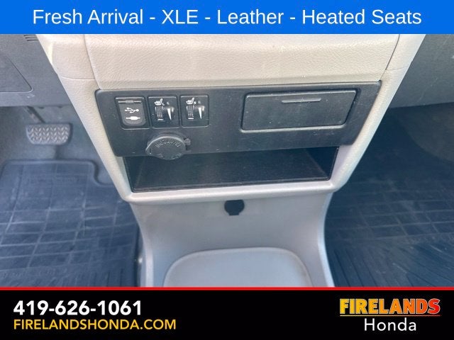 2016 Toyota Sienna XLE 8 Passenger