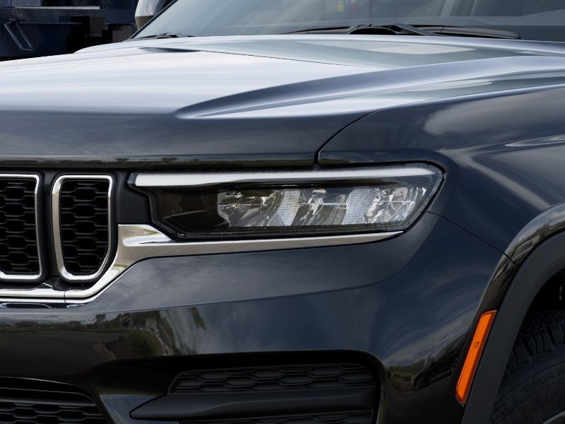 2027 Jeep Grand Cherokee Laredo X