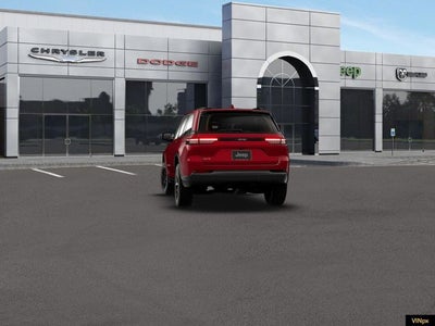 2026 Jeep Grand Cherokee Laredo Altitude