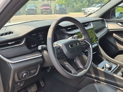 2026 Jeep Grand Cherokee Altitude