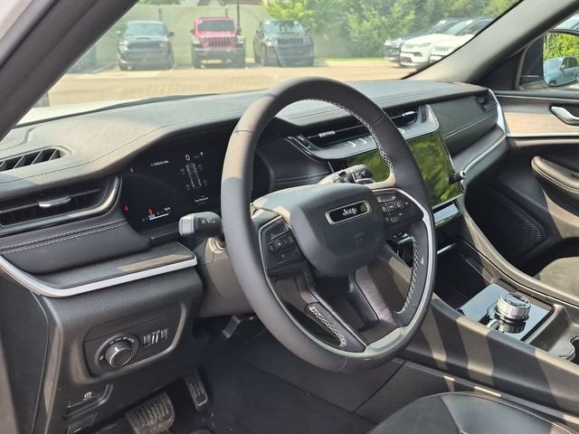 2026 Jeep Grand Cherokee Altitude